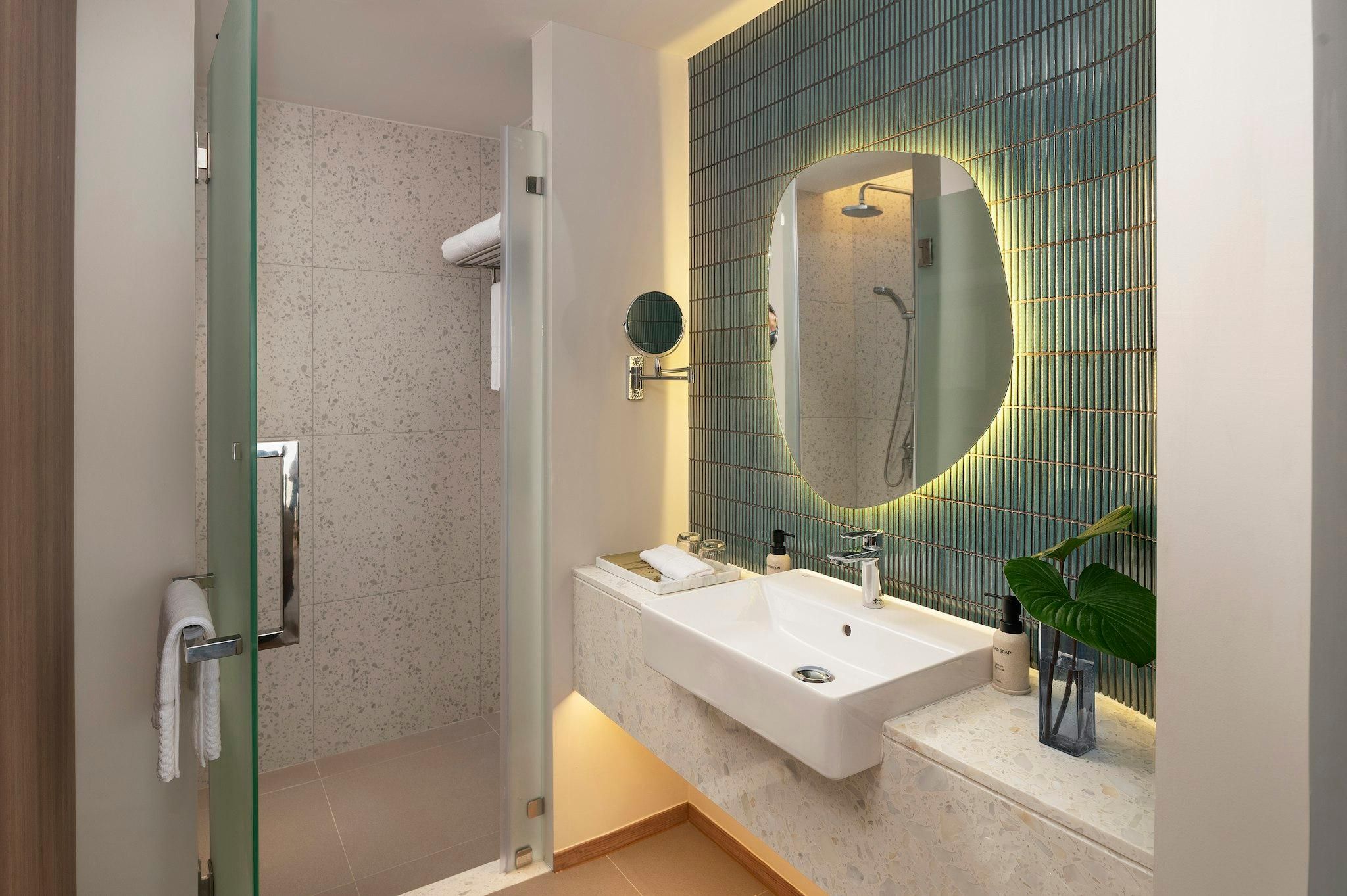 Amari Bangsaen Deluxe Ocean View Twin 3