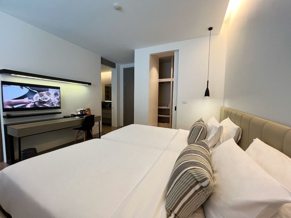 undefined Theatre Residence 10