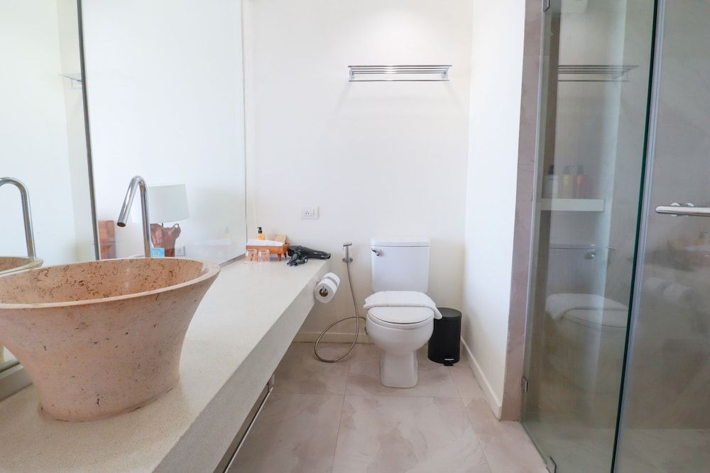 Bandara Beach Resort, Phuket Premier Room, Balcony, Sea View 12