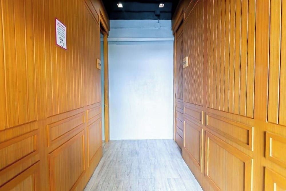 Loftel 22 Hostel Economy Twin Room, No Windows 7