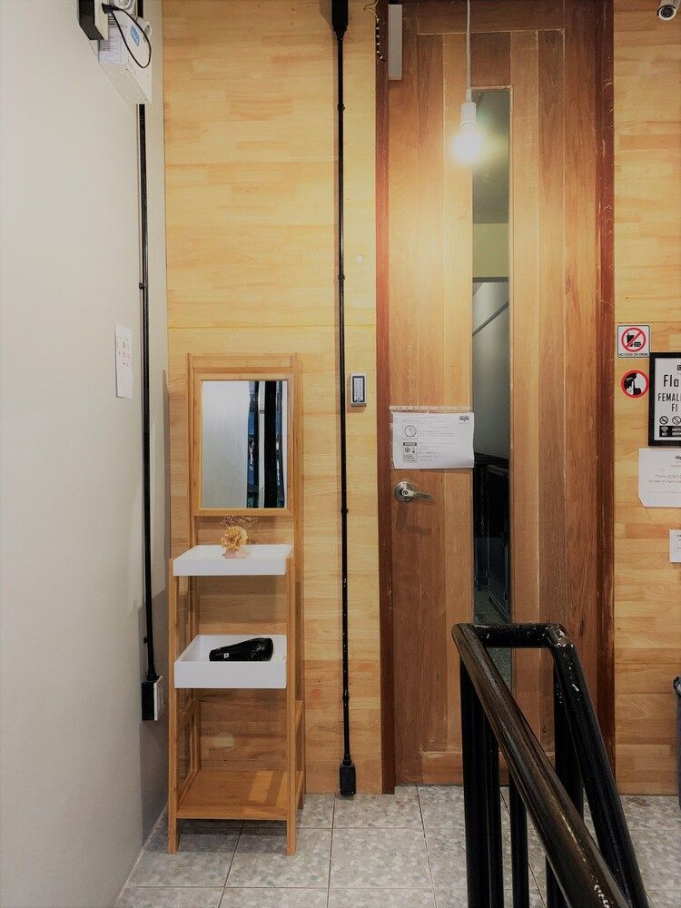 Sleep Owl Hostel Capsule in Female Dorm 7