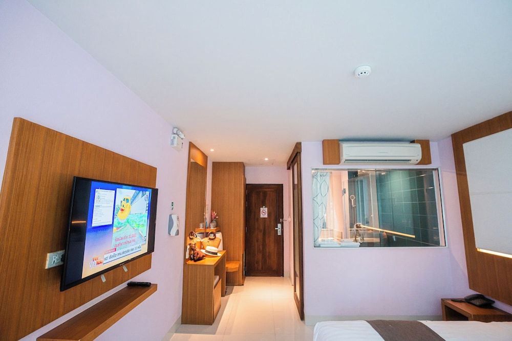 A Hotel Simply Standard Room 28