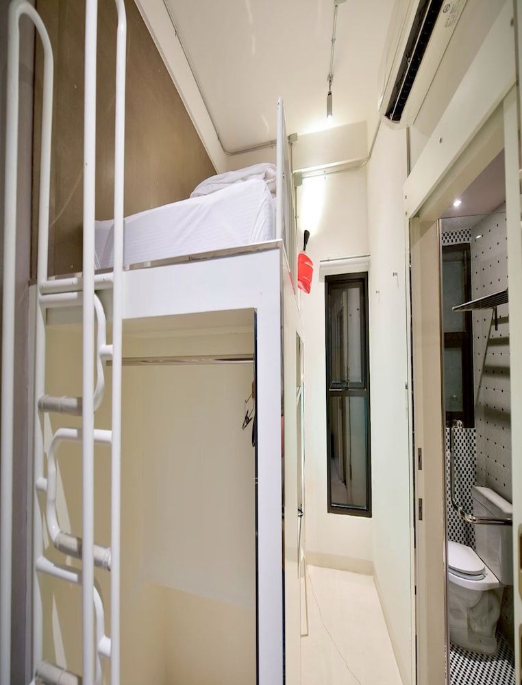 undefined Collection O Jasaen Stylish Unique Hotel 3