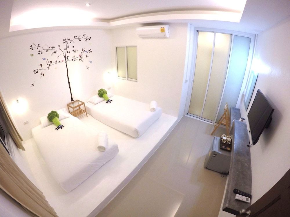 undefined At We Patong hostel 10