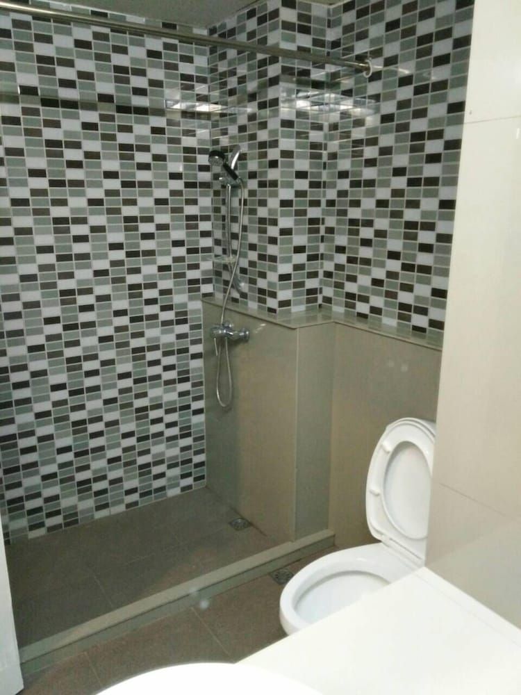 The Pacific Cool Chic Cool Room B 31