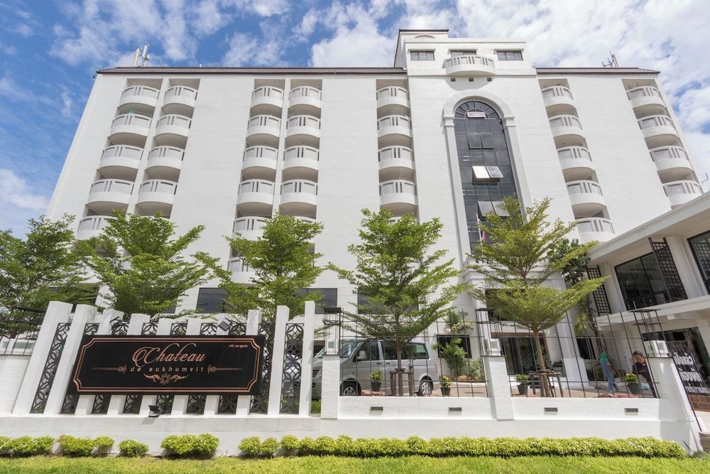 undefined Chateau de Sukhumvit