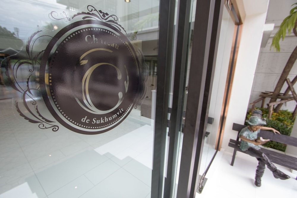 undefined Chateau de Sukhumvit 8