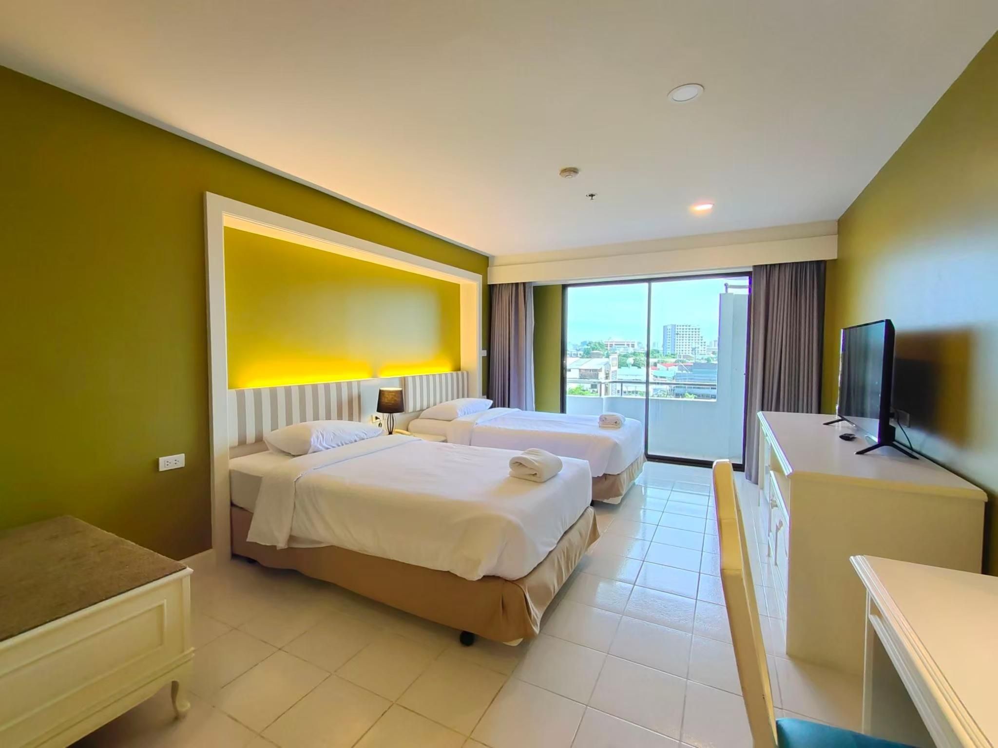 undefined Ebina House 5