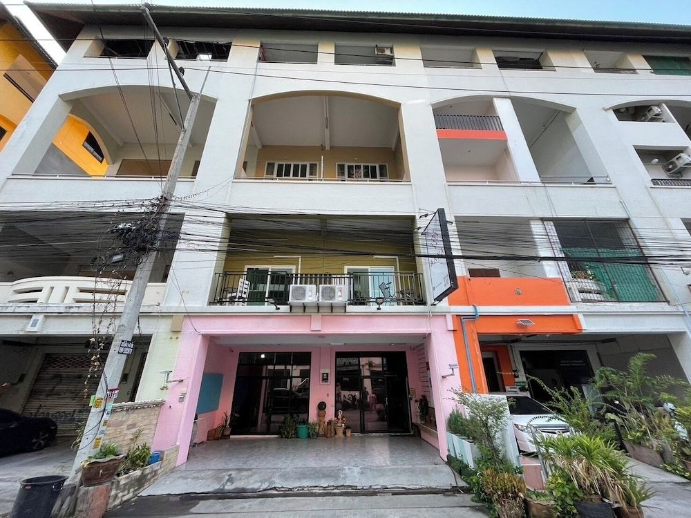 undefined OYO 75486 Anna Residence Jomtien 5