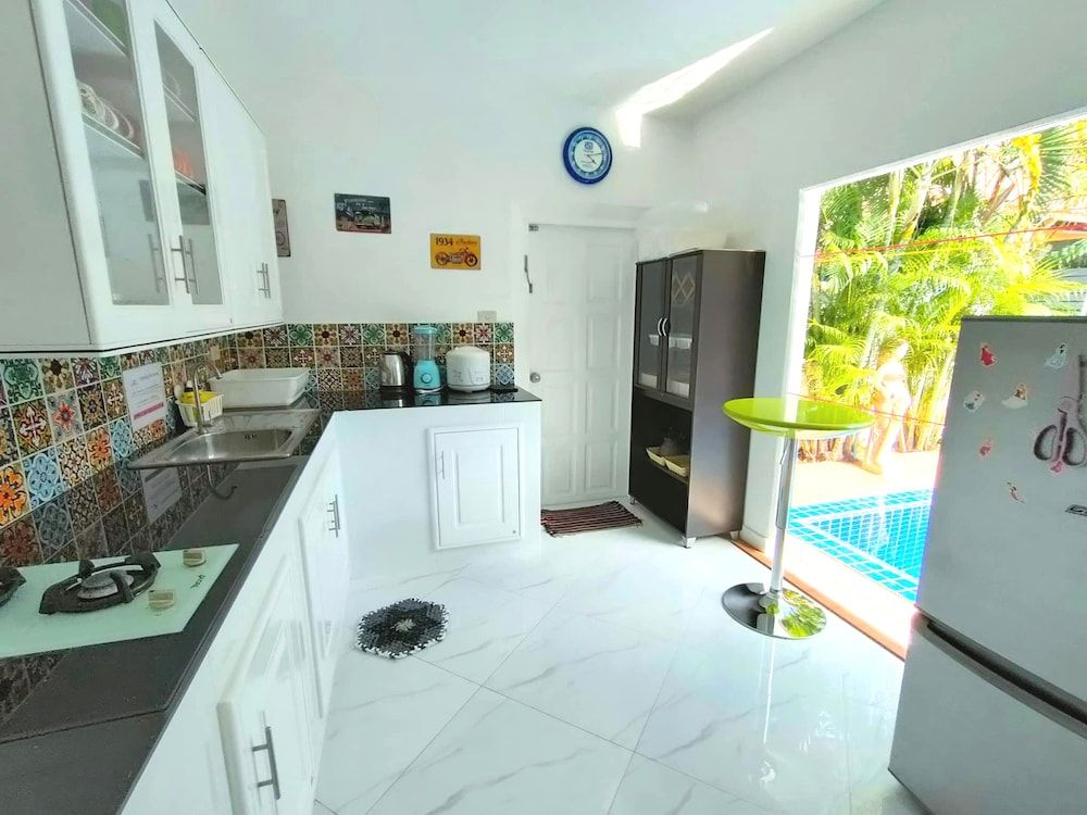 Corner Villa - Pattaya holiday House Walking Street City Villa 8