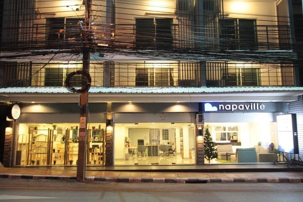 undefined Napaville Huai Khwang 6