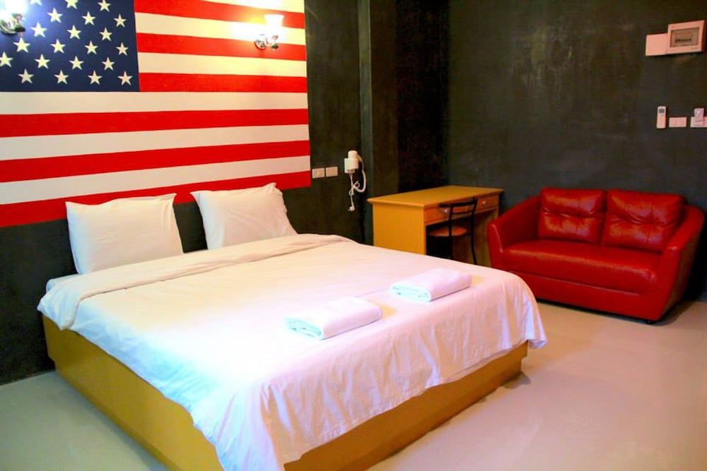 The Cottage Lampang Standard Room 4