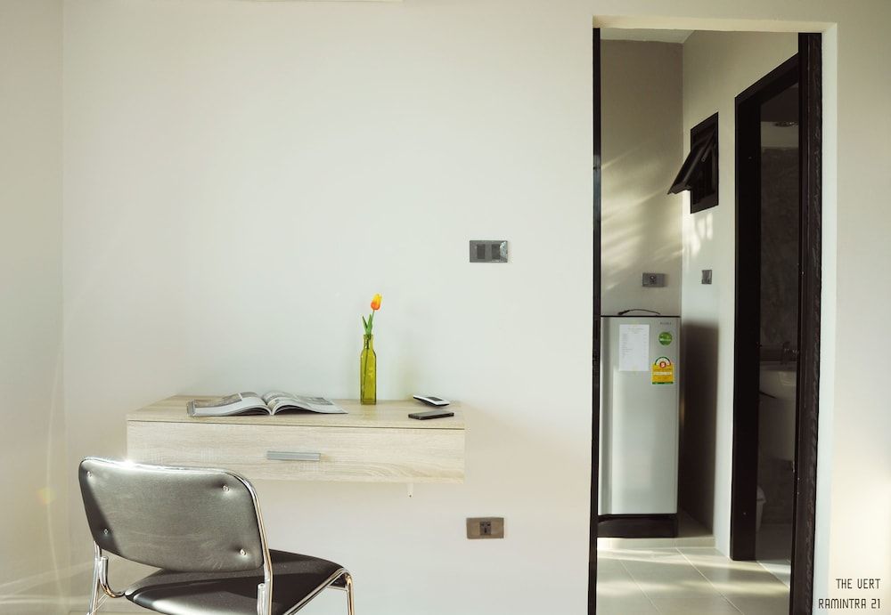 The Vert Apartment Grand Studio 8