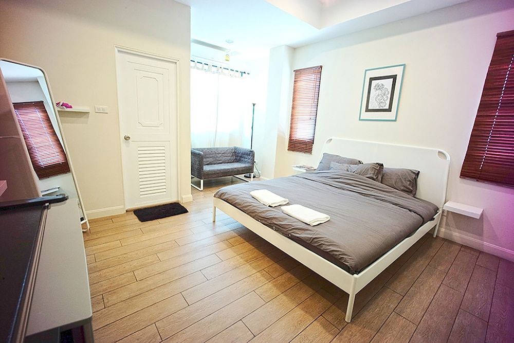 26 Bed and Coffee Standard Studio, 1 King Bed, Ground Floor 4