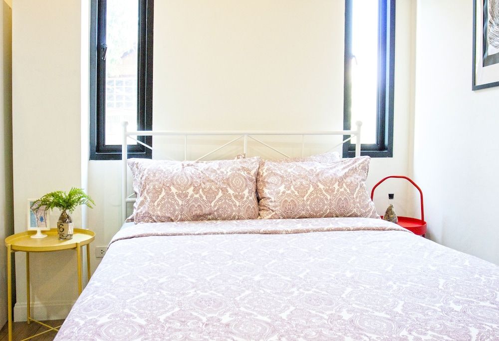 26 Bed and Coffee Deluxe Studio, 1 Queen Bed, Corner 3