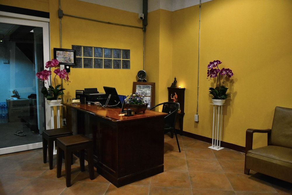 undefined Seedling House 8