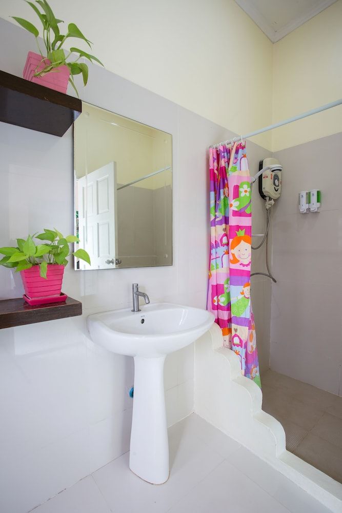 Watermill Resort Twin Room 4