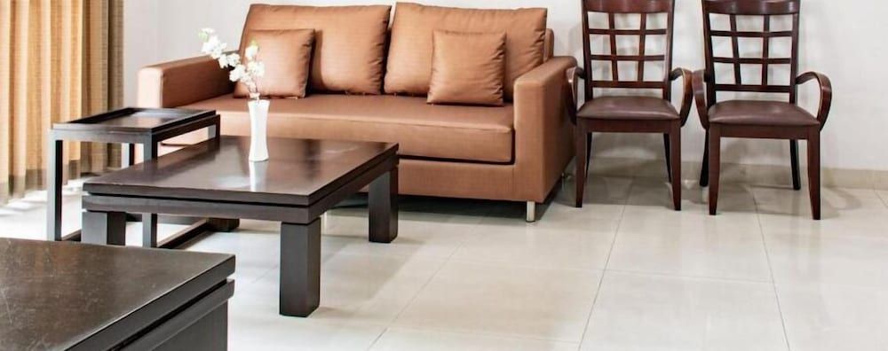 undefined Laidback Place Apartment 10