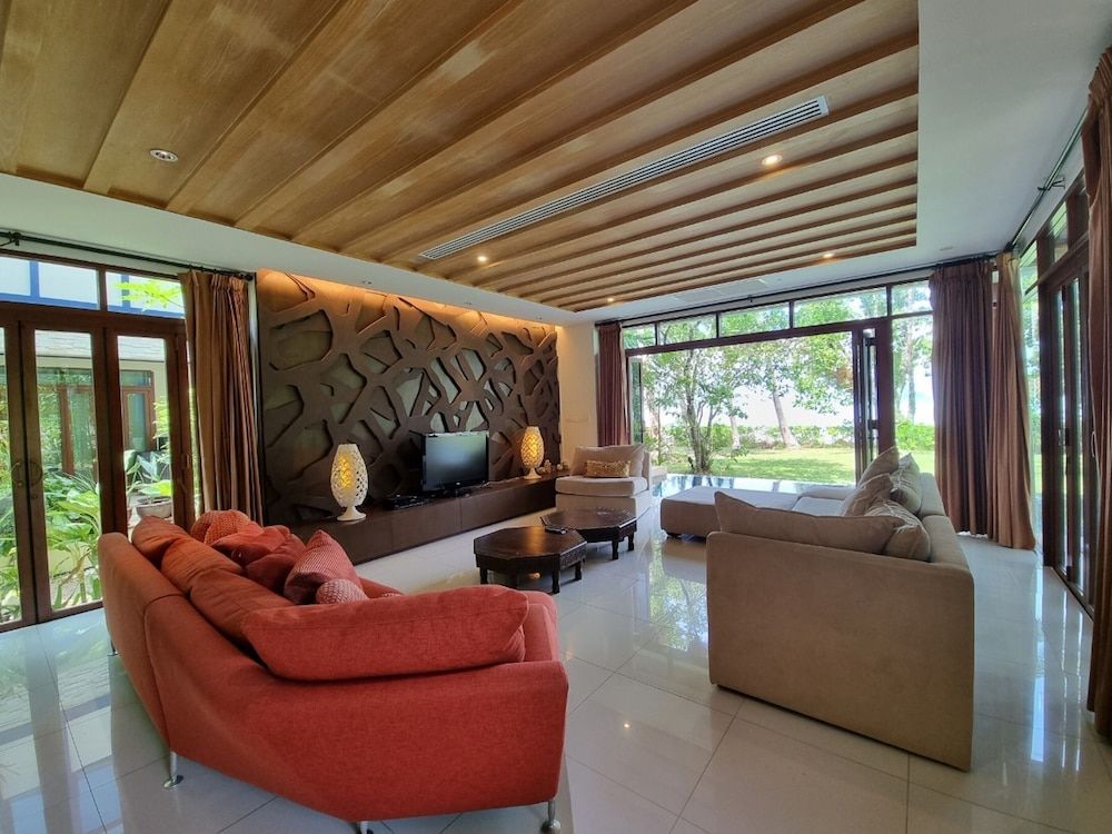 Amatapura Beach Villa 10 4 Bedrooms Private Pool Villa 8