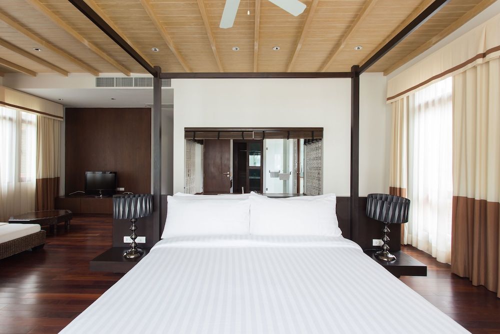 Amatapura Beach Villa 10 4 Bedrooms Private Pool Villa 10