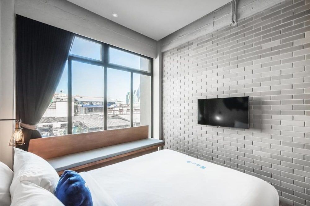 Kokotel Bangkok Surawong Koko Couple (Double-Queen Bed) 6