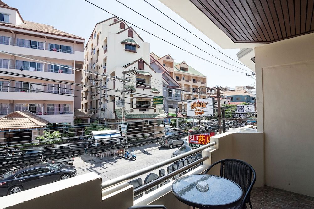 Boutique with Balcony