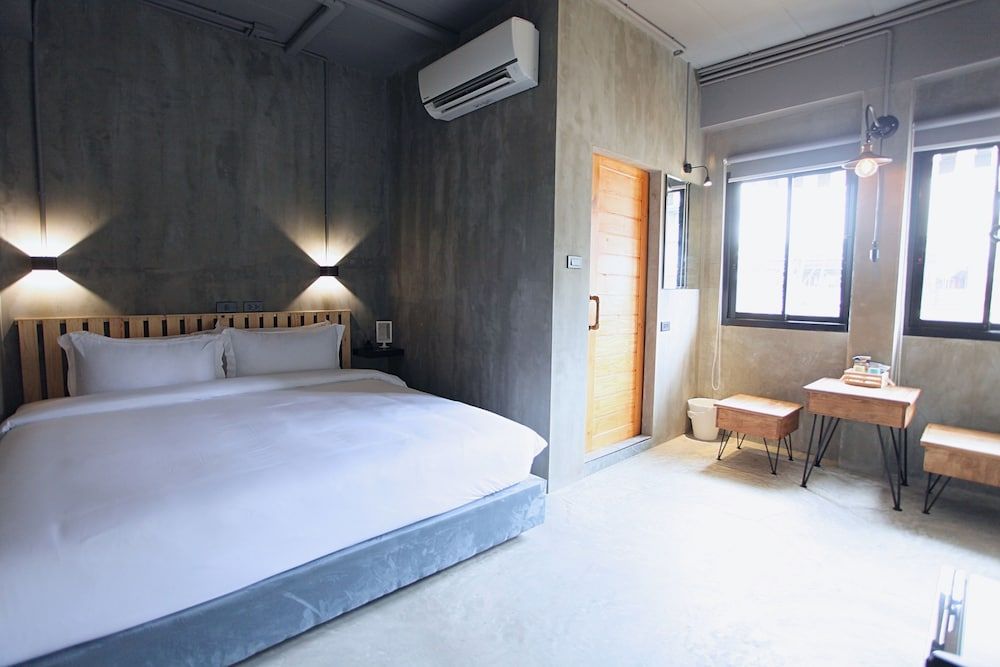 Inn Home Deluxe Double Room 6