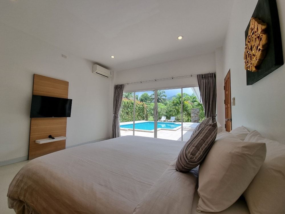 Villa Baan Anna Pool and Spa 4 Bedrooms Private Pool Villa 6