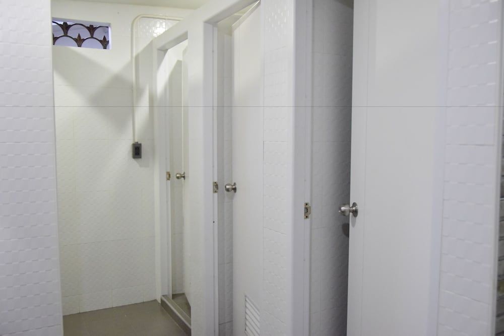 Double Five - Hostel Mixed Dormitory, Shared Bathroom 6