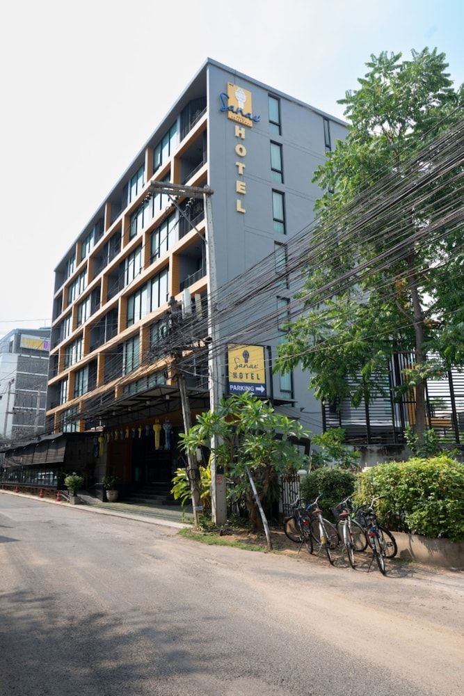 undefined Sanae' Hotel Nimman 5