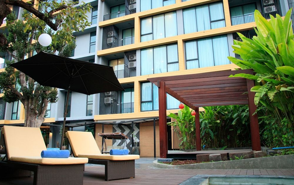 Sundeck