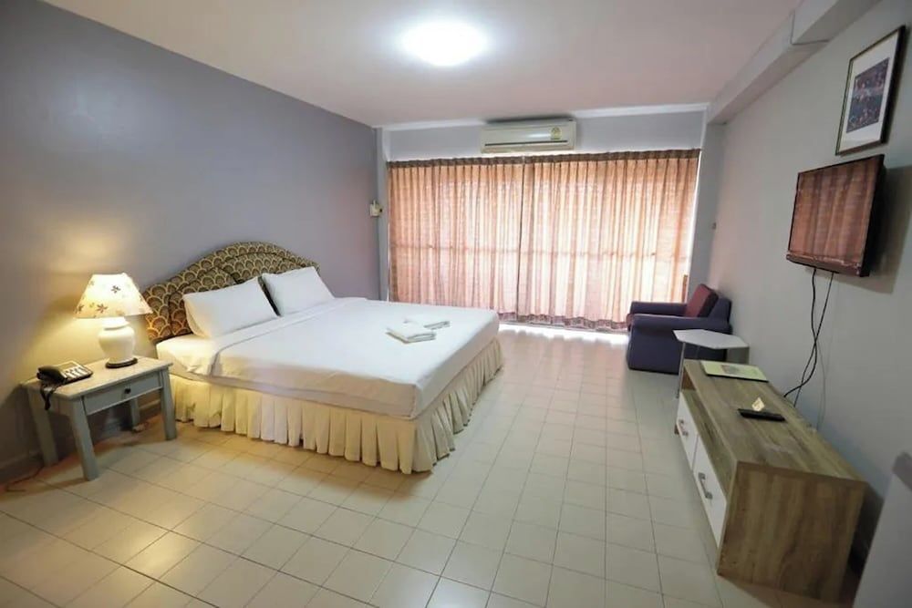 Pin Hotel Standard Double Room