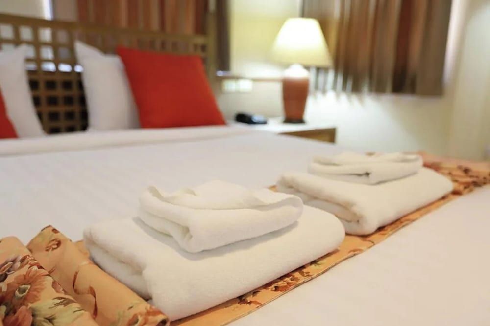 Pin Hotel Deluxe Suite, Bathtub 2