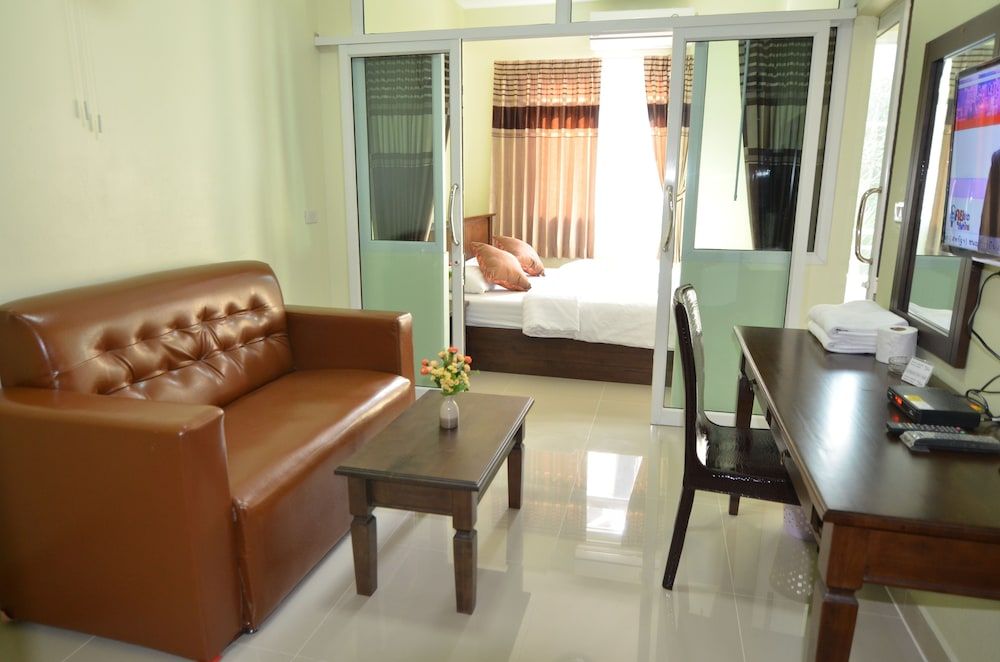 The Best Place Studio 4