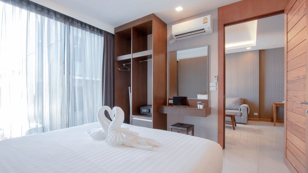 Kepler Residence Bangkok Deluxe King Suite