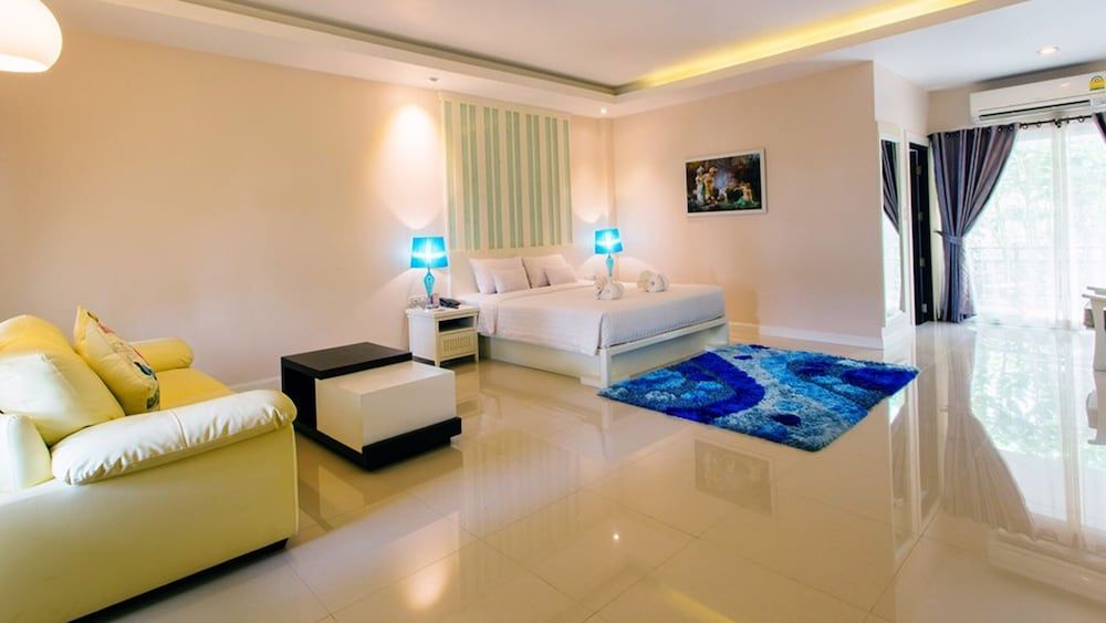 Premier Double or Twin Room, Garden View