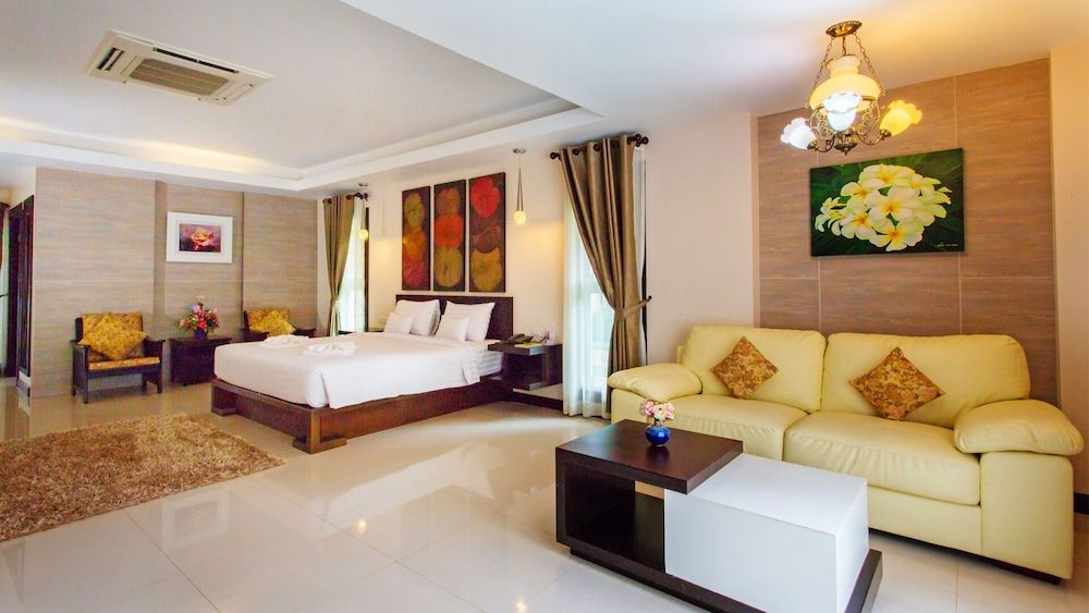 Junior Double Room, Garden View