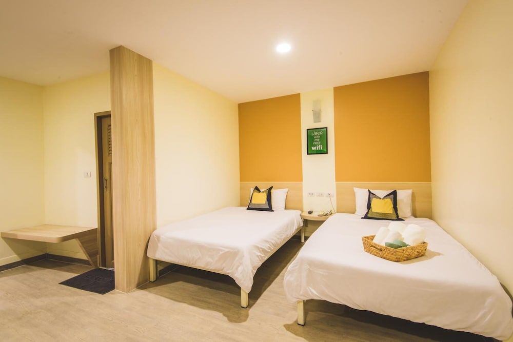 New Suanmali Hotel Deluxe Room, 2 Twin Beds 2