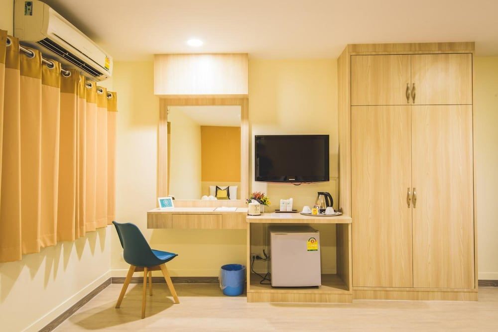 New Suanmali Hotel Deluxe Room, 2 Twin Beds 6