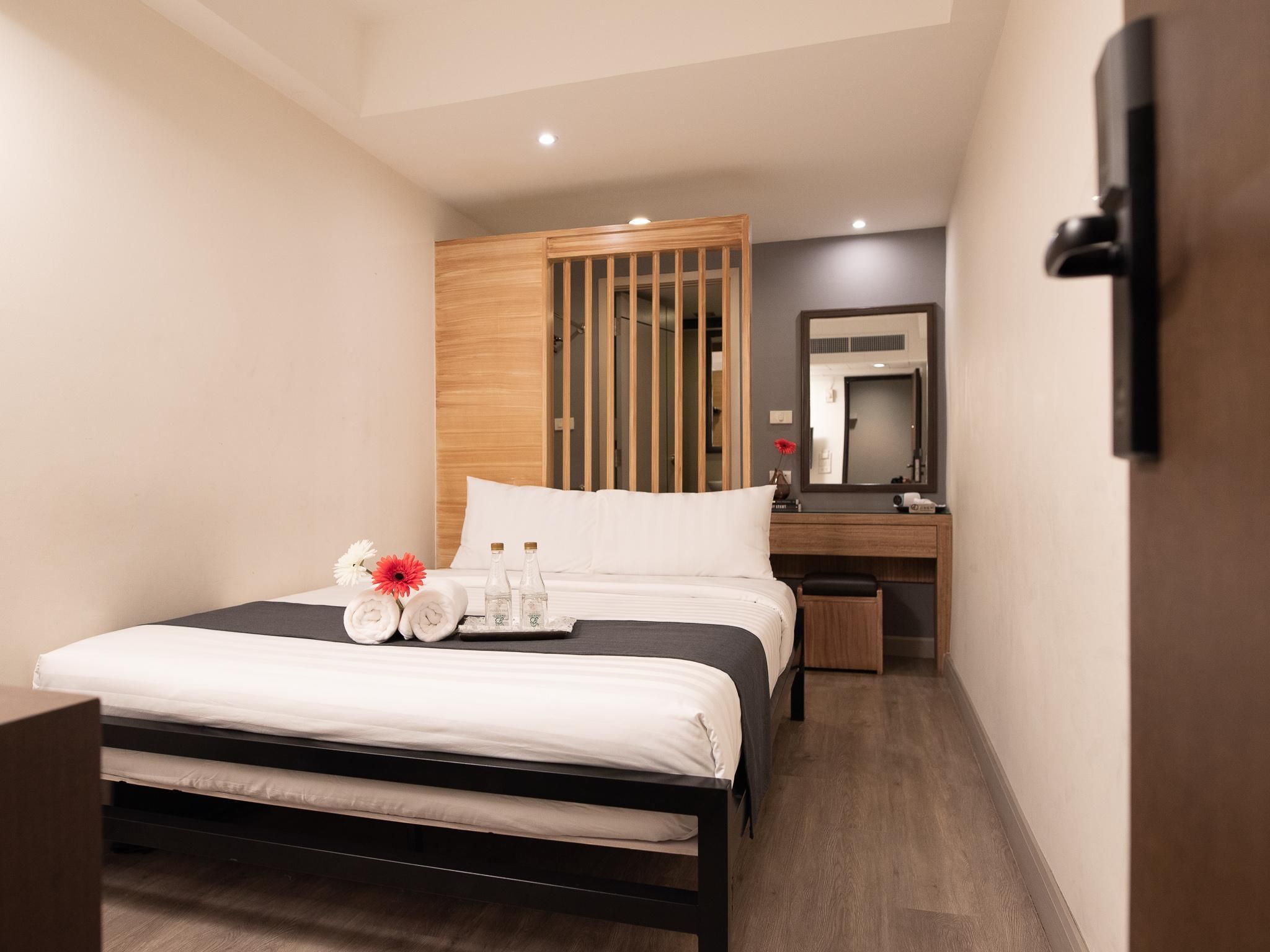 undefined D&D Inn Khaosan 5