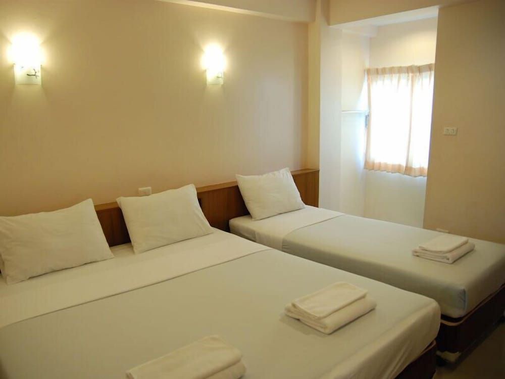 undefined Rambuttri House 4