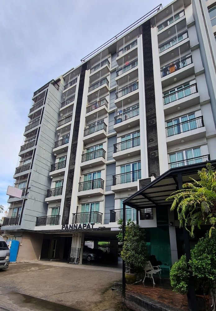 undefined Pannapat Place