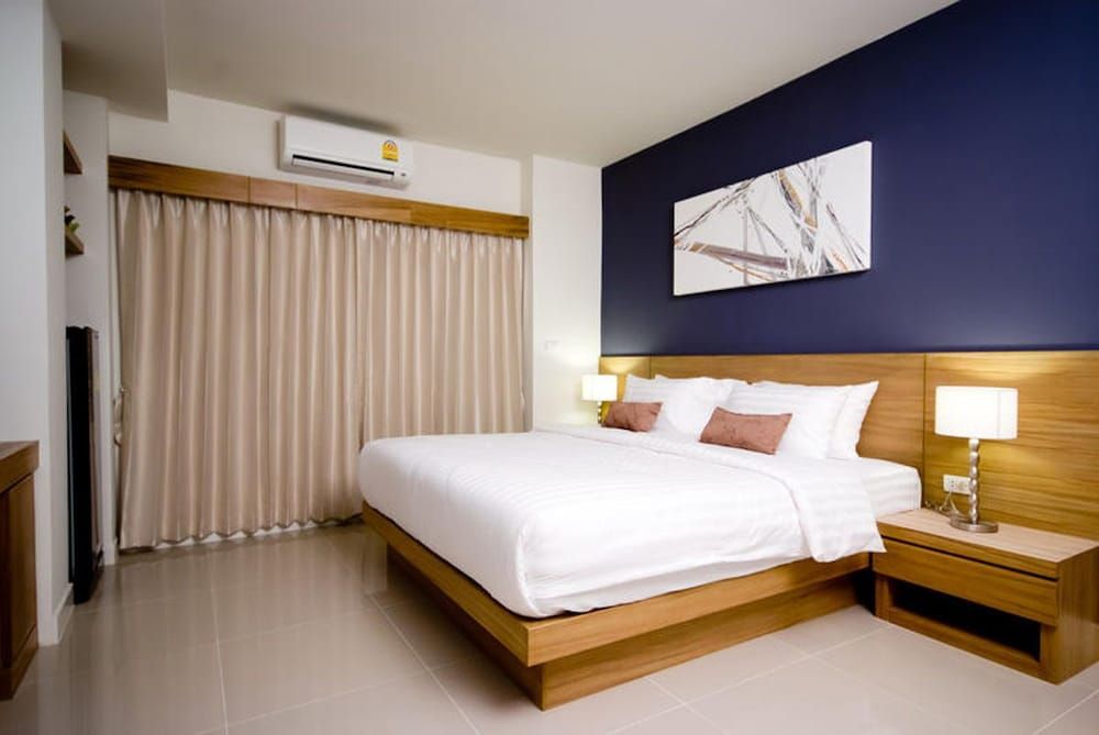 undefined Pannapat Place 9