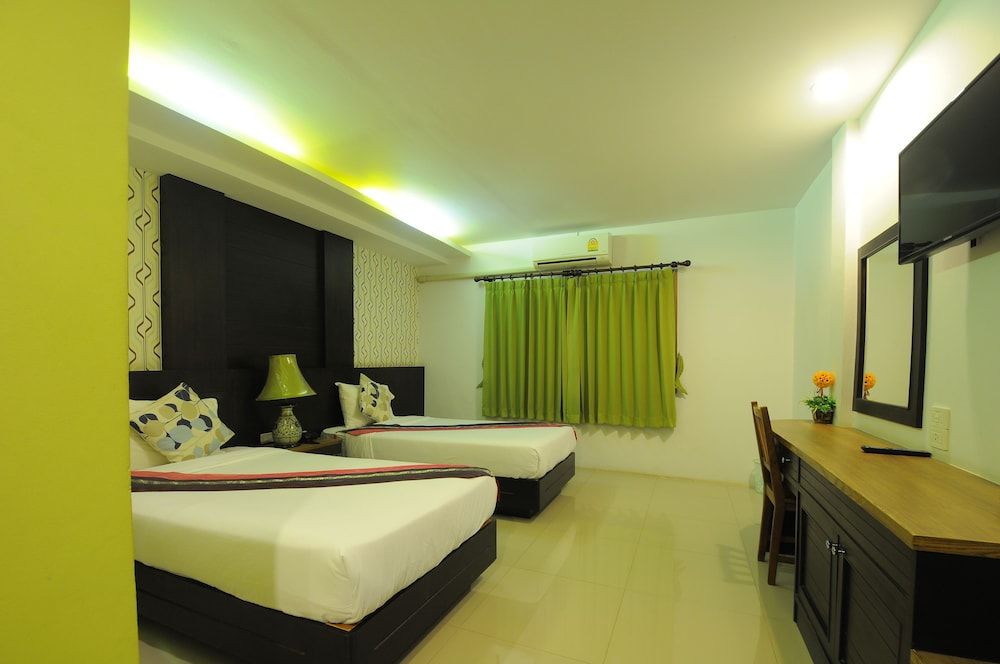 P1 House Standard Twin Room 5