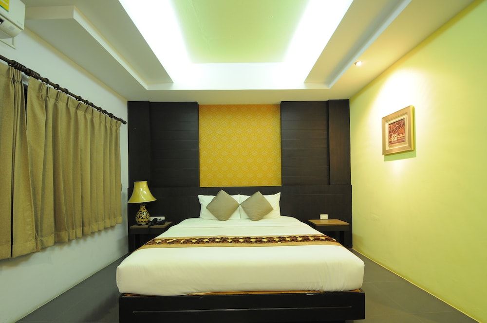 P1 House Standard Double Room 7