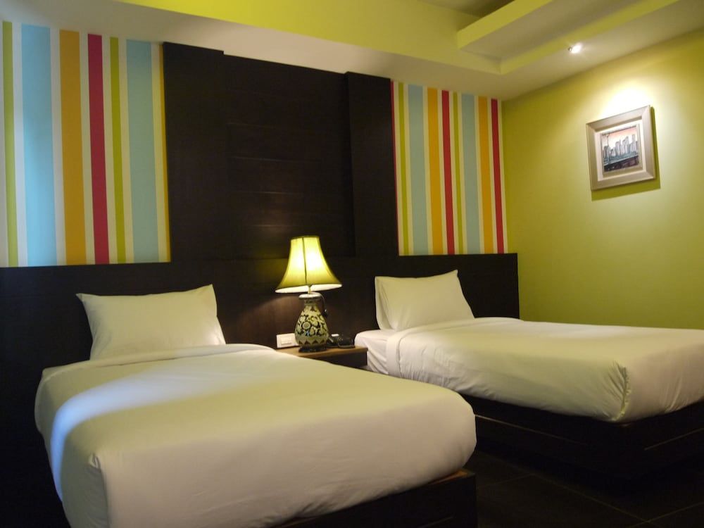 P1 House Standard Twin Room 2