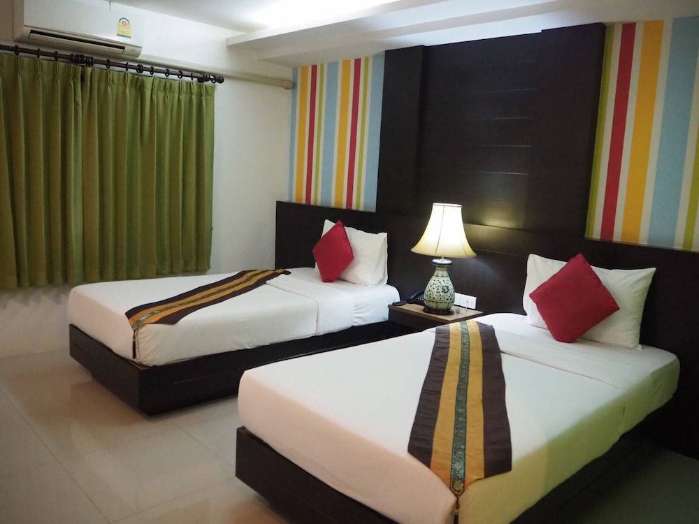 P1 House Standard Twin Room 6