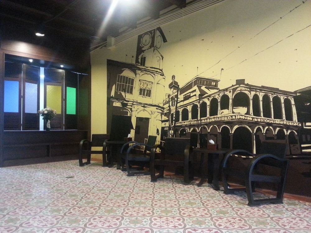 undefined Sunny Hostel Phuket 4