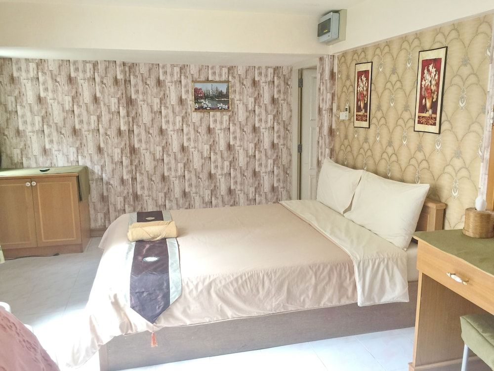 Jang Sripoom House Standard Room 2