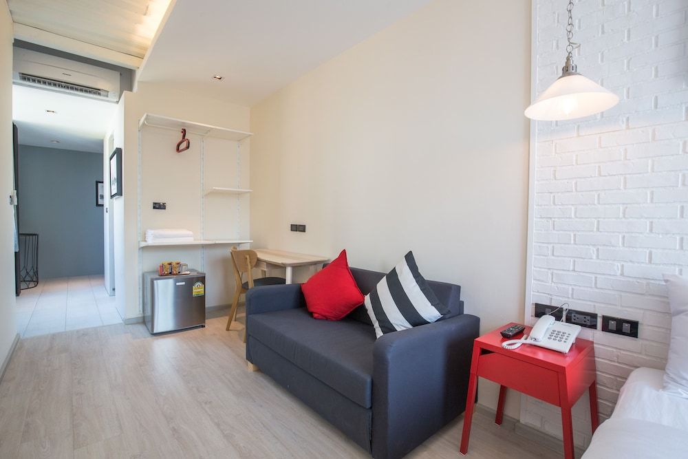 Sleep Box Sukhumvit 22 Double Sweet Box 9